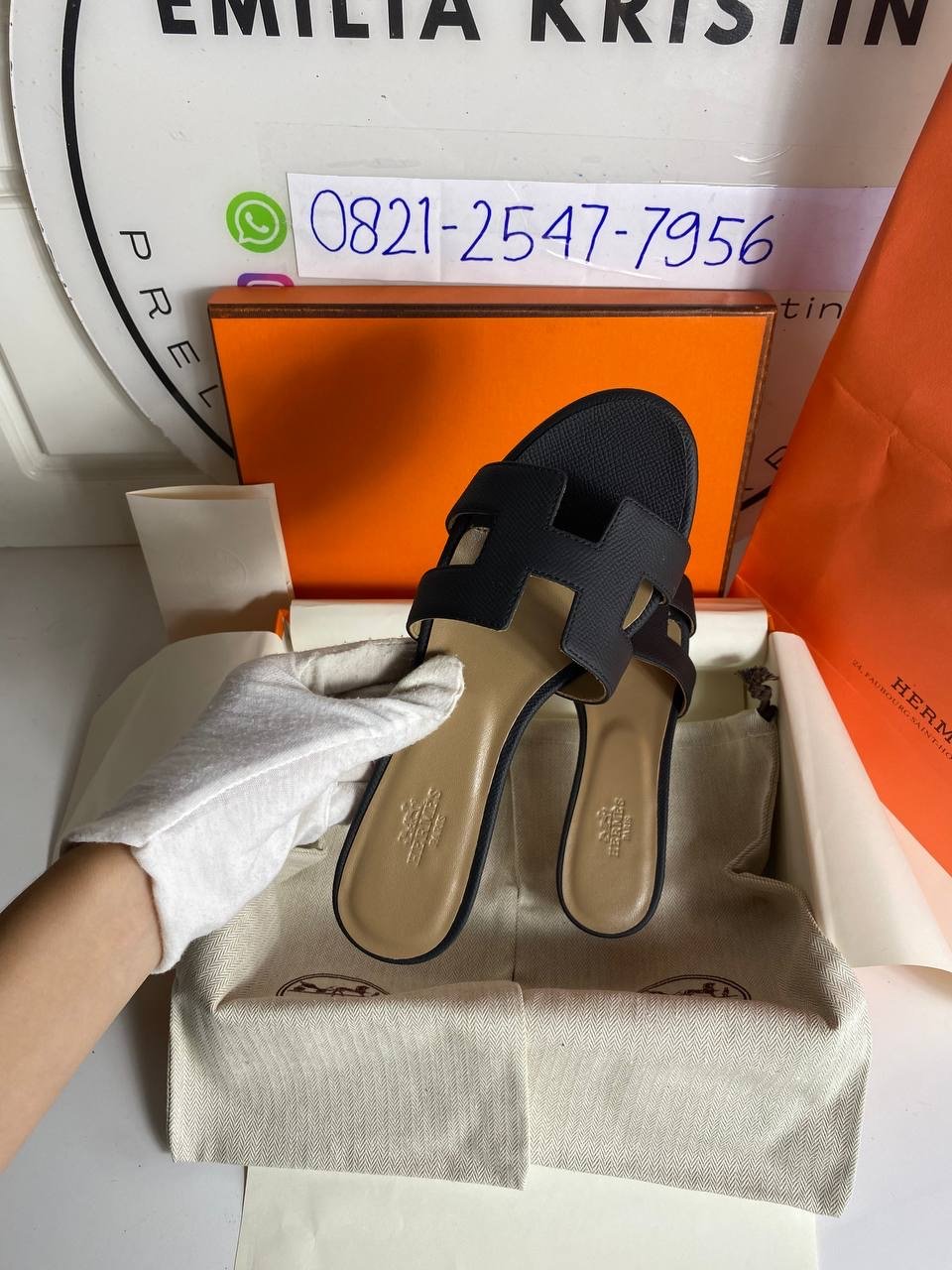 Oasis 50 Calfskin Sandals Black - foto 3