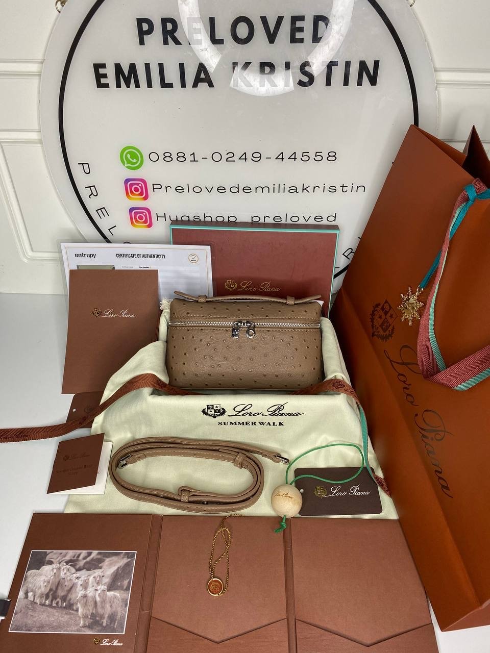 Extra Pocket L19 Ostrich Leather